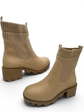 Beige Chunky Chelsea Boots Women Size 10 Platform Lug Sole Trendy